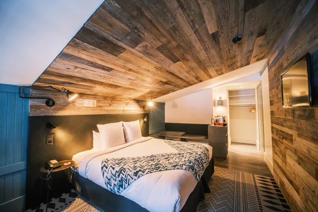 Suite, Mont Blanc View, Living Area, Balcony، Chalet Hotel le Prieure and Spa 3/6