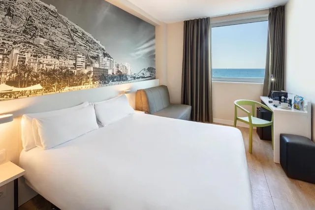 غرفة مزدوجة، B&B HOTEL Alicante 1/4