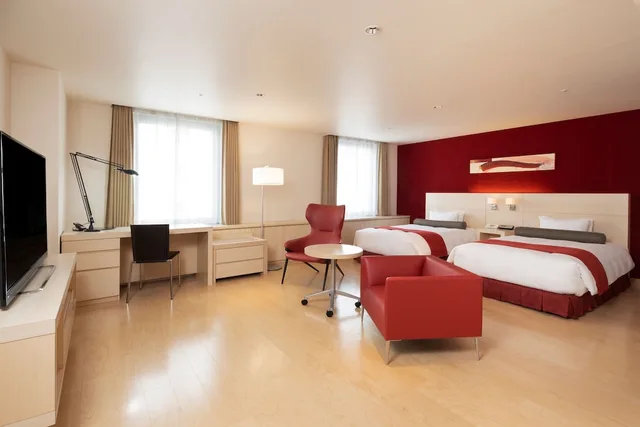 غرفة غراند ديلوكس بسريرين منفصلين مع دخول الصالة، Sapporo Grand Hotel 1/9