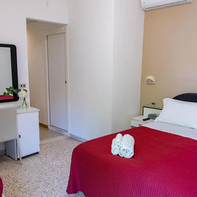 غرفة اقتصادية ثلاثية، Hotel Maestri 4/6