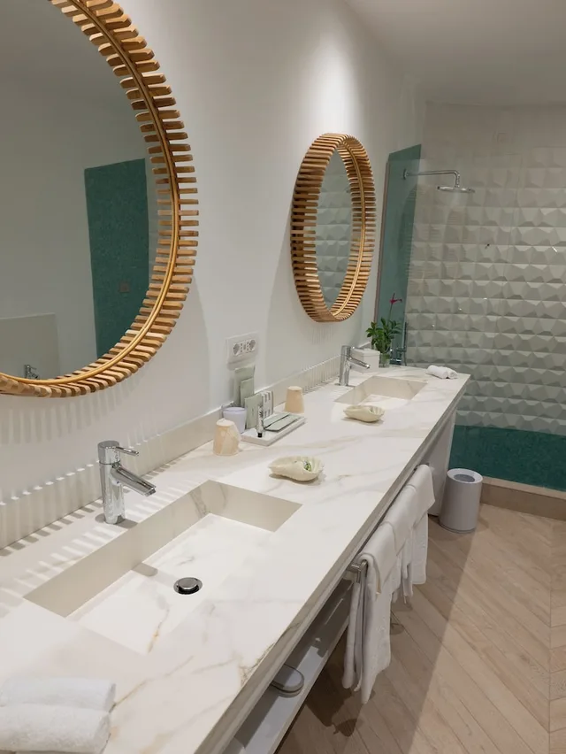 جناح بريميوم بإطلالة على البحر بشرفة، Hotel Belair 4/4