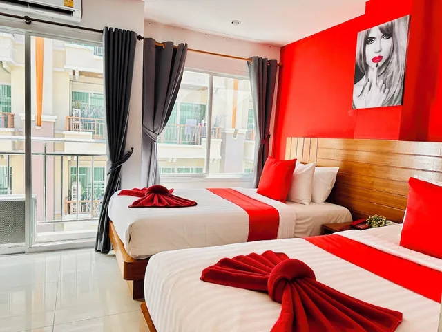 Family, Triple, 1 King and 1 Single Beds, Balcony, PJ PATONG RESORTEL 1/10