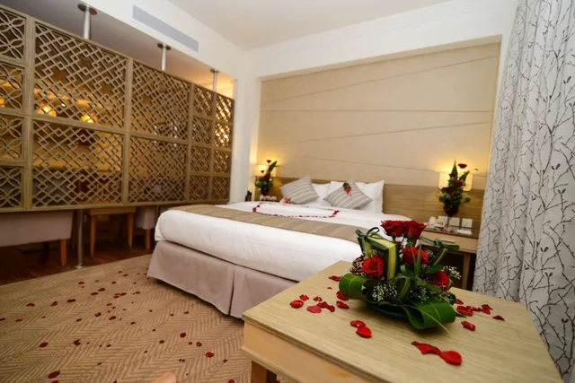 غرفة سوبيريور بسرير كينج بإطلالة على المدينة بمطبخ، فندق جولدن توليب الدمام الكورنيش(Golden Tulip Dammam Corniche Hotel) 9/9