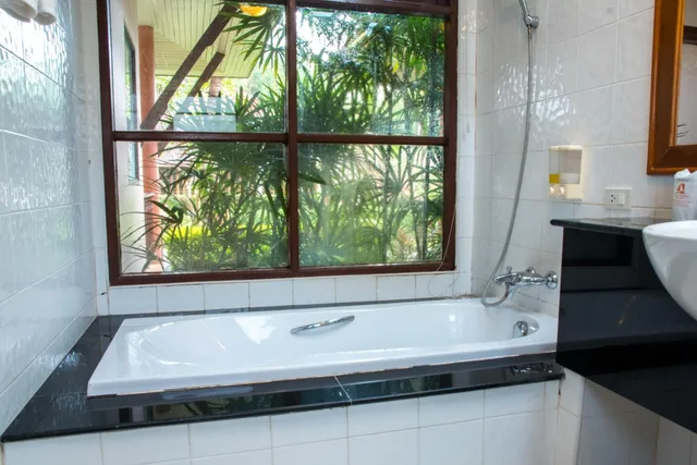 Villa, Beach Front، LANTA CASUARINA BEACH RESORT 5/8