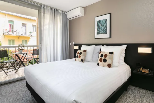 غرفة قياسية بسرير مزدوج، Best Western Hotel Mediterranee Menton 1/7