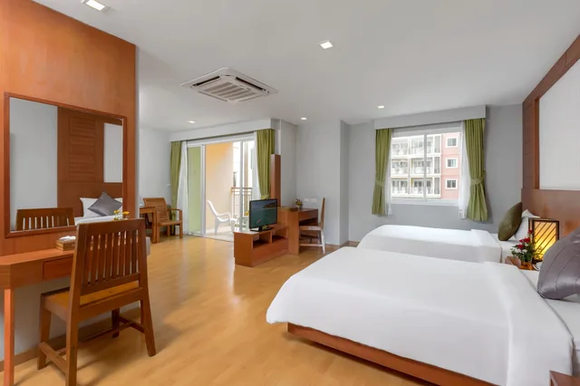 جناح تنفيذي بسرير مزدوج بإطلالة على المدينة، Elite Suites Patong 1/10