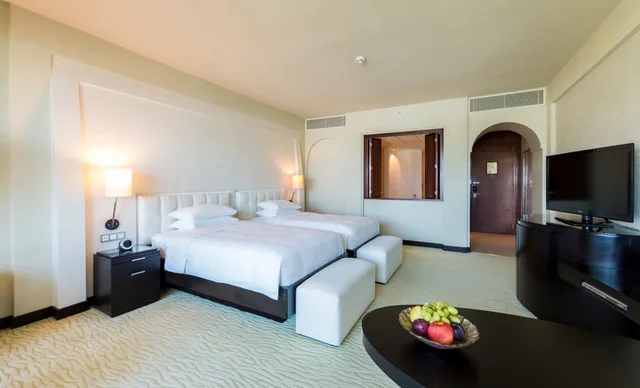 Lagoon, Beach, Twin Beds، Park Hyatt Dubai Hotel 1/5