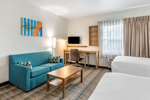 Efficiency, 2 Queen Beds, Accessible، MainStay Suites Port Arthur - Beaumont South 2/3