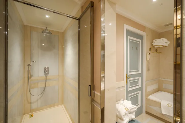 جناح عائلي بسريرين منفصلين بغرفتي نوم، Relais And Chateaux Orfila 3/3