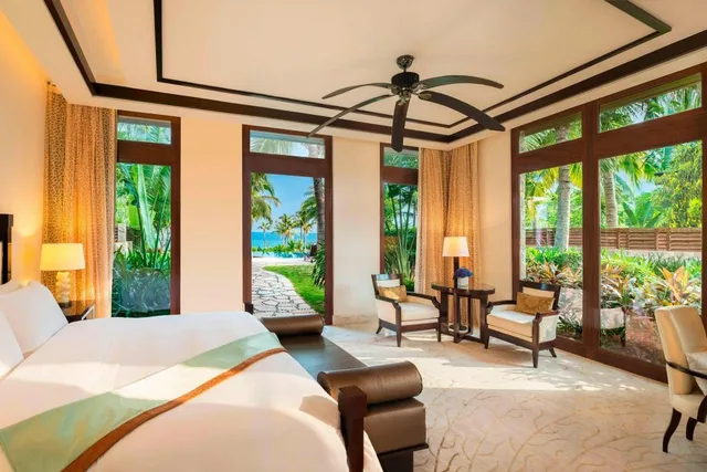 1 Bedroom, Villa, King Bed, Sea Front, Sea Side, Private Pool, Pool Access, The St Regis Sanya Yalong Bay Resort 5/6