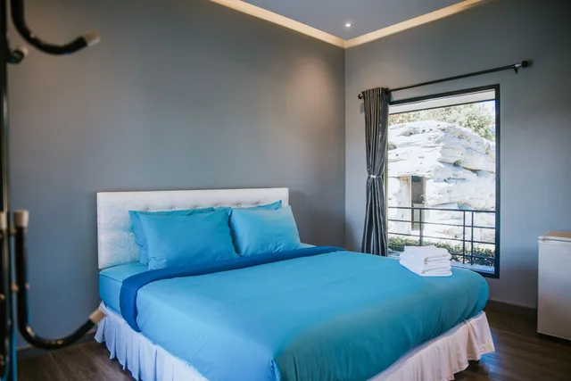 1 Bedroom, Deluxe, Suite, Queen Bed, Resort View, Mossview Resort 2/2