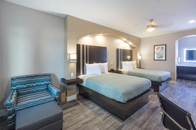Superior, 2 Queen Beds, Smoking, Econo Lodge Inn and Suites Houston NW-Cy-Fair 4/9