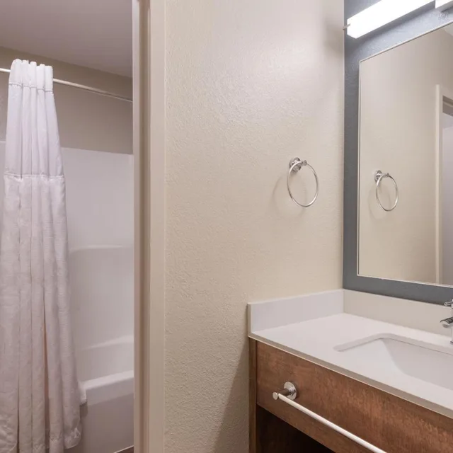 جناح بسريرين مزدوجين بغرفة نوم واحدة، Extended Stay America - Pineville - Pineville Matthews Rd. 8/10