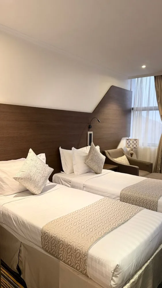 غرفة ديلوكس بسريرين منفصلين، فندق لمار اجياد الاول(Lamar Ajyad Hotel) 3/5