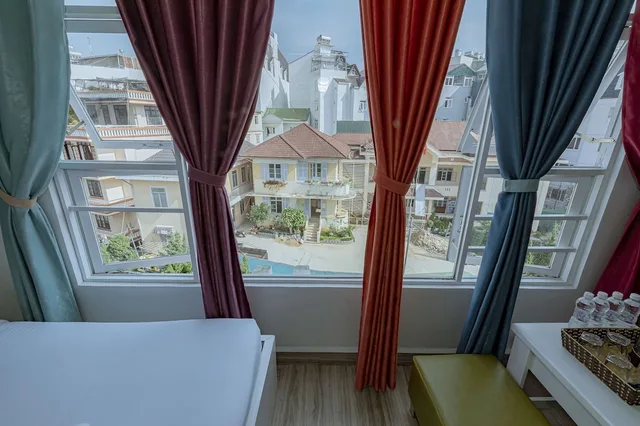 غرفة ديلوكس رباعية بسريرين مزدوجين بإطلالة على المدينة، Ken Apos S House Backpackers Downtown 6/9