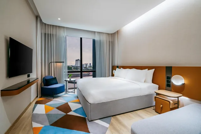 غرفة عائلية بسرير مزدوج وسريرين منفصلين، Novotel Johor Bahru City Centre 1/8