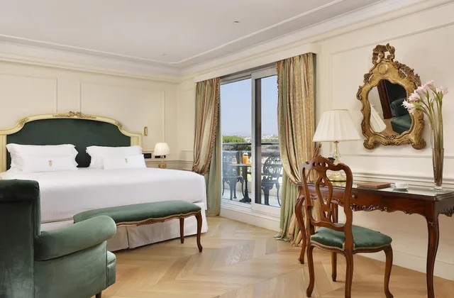 جناح بريستيج جونيور بسرير كينج، Parco Dei Principi Grand Hotel & Spa 3/7