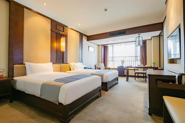 Yitel (Chengdu Chutian Junlin)، تشنغدو 32/50