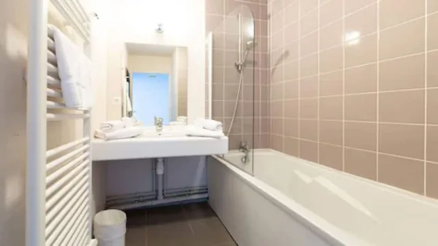 شقة بسريرين منفصلين بغرفة نوم واحدة مع أريكة، Residence Vacanceole Le Domaine du Mont 1/1