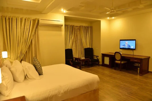 غرفة مفردة بسرير فردي، Bella Hotel 1/1