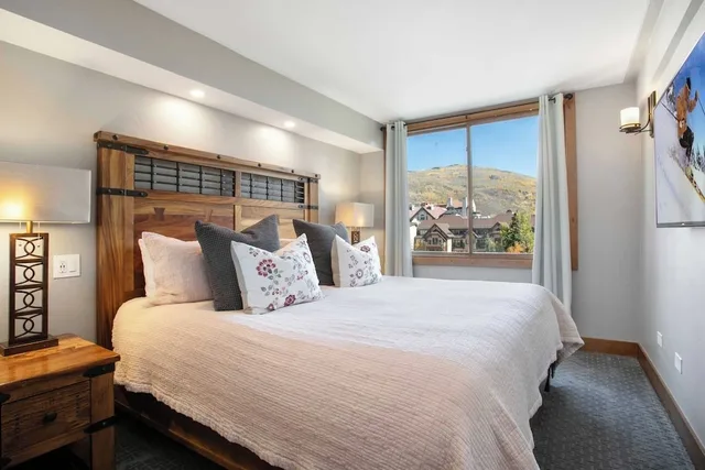 2 Bedrooms, Condo, Diamond, 2 King Beds, Bunk Bed, 2 Bathrooms، Antlers at Vail 1/5