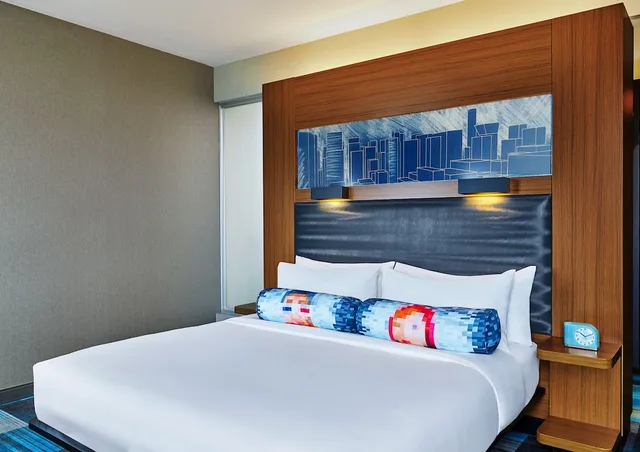 Aloft, Suite, King Bed، ألوفت الرياض(Aloft Riyadh) 1/4
