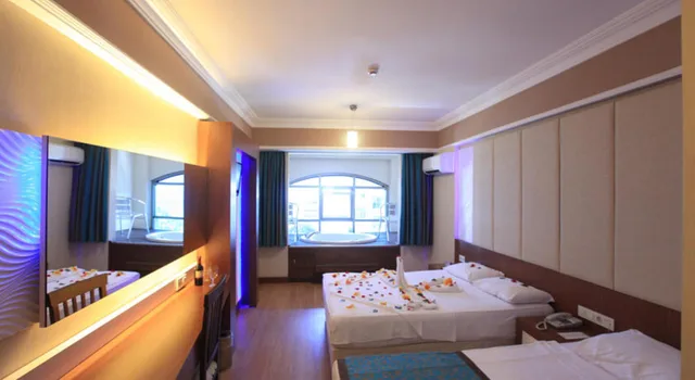 Standard, Tac Premier Hotel Spa 1/2