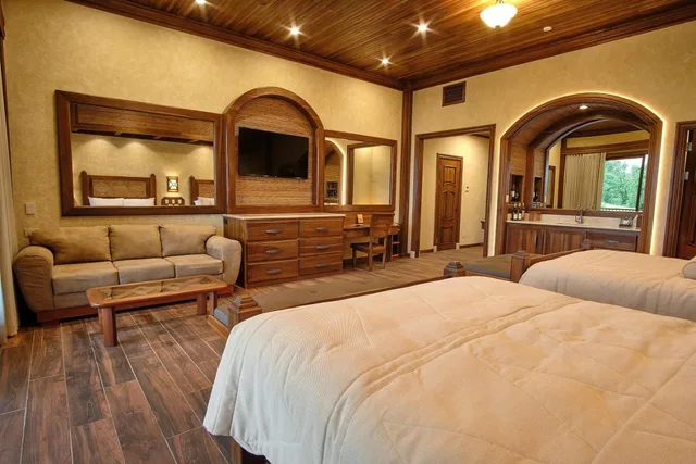 غرفة غراند بسريرين كوين بإطلالة، The Springs Resort And Spa At Arenal 2/3