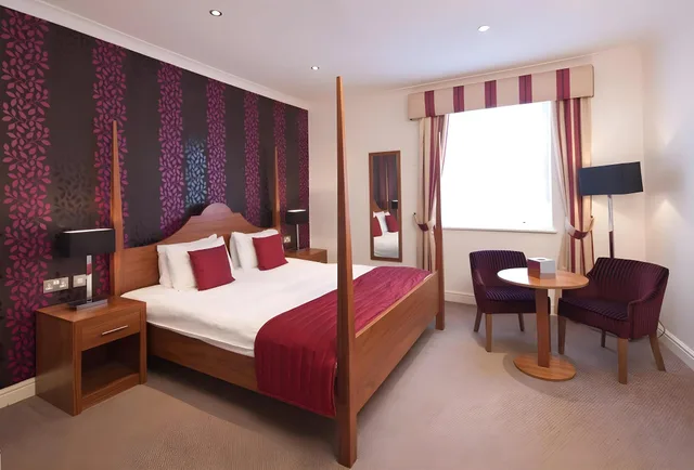 غرفة، The Boleyn Hotel 2/3