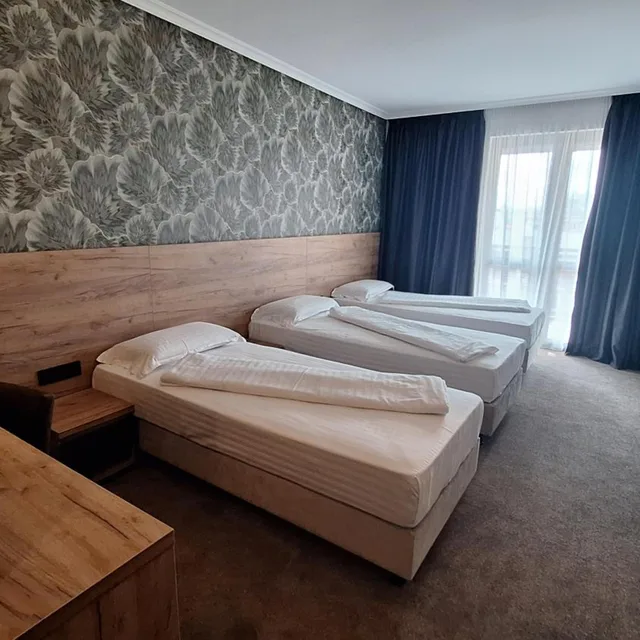 غرفة، Budapest 2/3