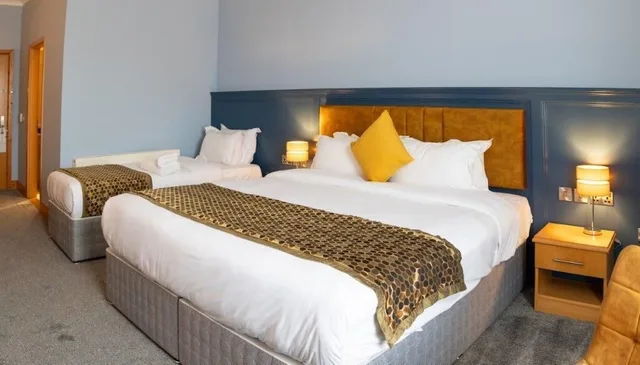 غرفة كلوب بسرير كينج، Great National Hotel Ballina 2/5