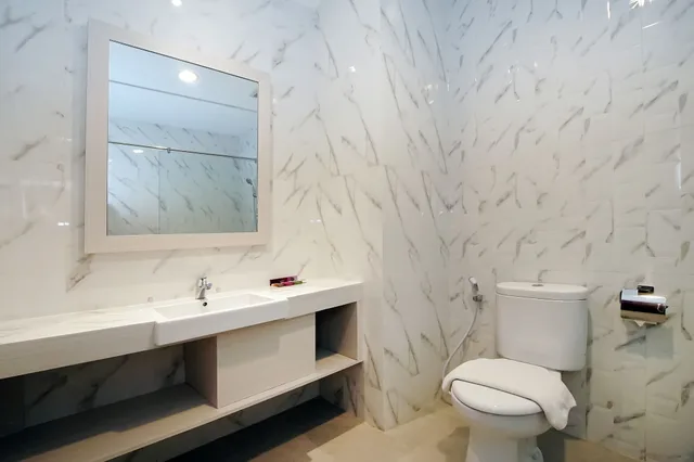 غرفة تنفيذية بسرير كينج، Dafam Resort Belitung 3/3