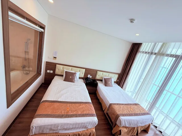 غرفة ديلوكس بسرير كوين بإطلالة على البحر بشرفة، Lenid Nha Trang Hotel 3/10