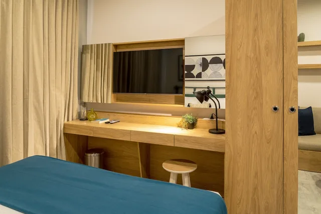 غرفة ديلوكس بسرير كينج، Olive Hotel Brookefield by Embassy Group 3/4