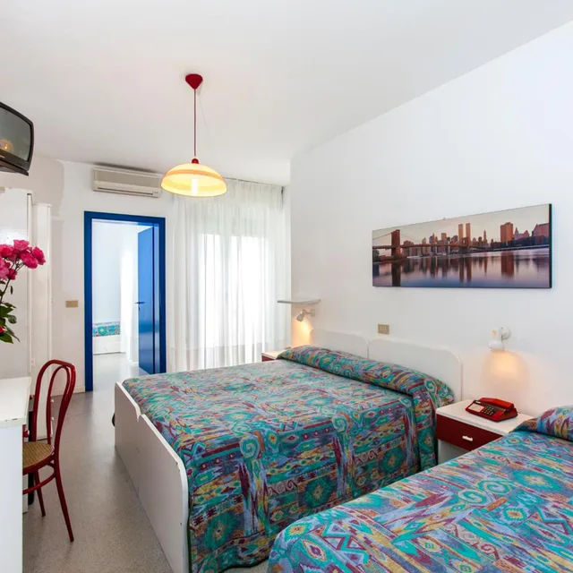 غرفة كومفورت رباعية، Wally Hotel 5/5