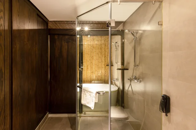 Zen, Suite, King Bed، Cochin Zen Hotel 4/4