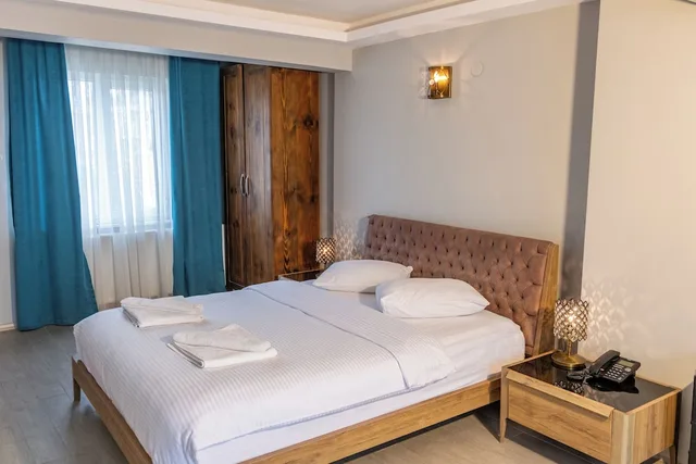غرفة قياسية بسرير مزدوج بإطلالة على البحر بغرفة نوم واحدة، Sinop Mola Hotel 6/10