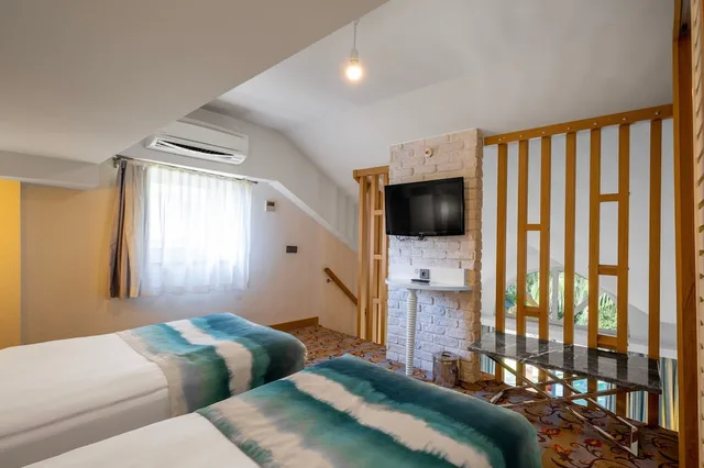 Suite, Villa, 2 Queen and Twin Beds, Long Beach Alanya 4/4