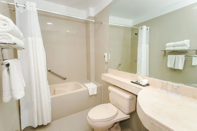 Room, Double Bed, Wyndham Costa del Sol Piura 3/3