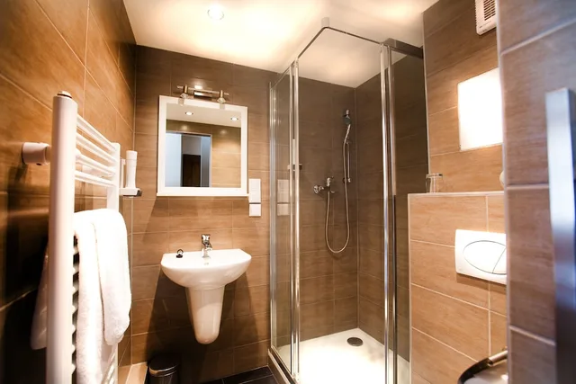 غرفة قياسية بسريرين منفصلين، BURGHOTEL NURNBERG 7/8