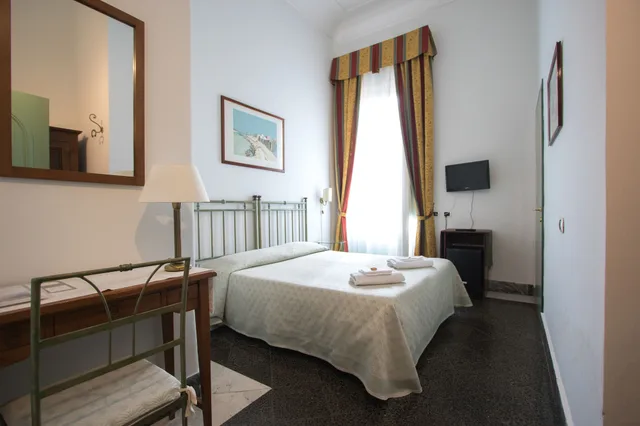 غرفة بسريرين منفصلين بشرفة، Hotel Posta 3/9