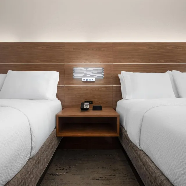 غرفة قياسية بسرير كوين مع أريكة، Holiday Inn Express Charlotte West - Gastonia, an IHG Hotel 5/7