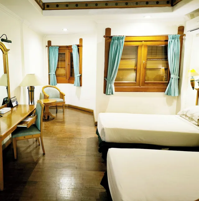 غرفة ديلوكس بسريرين منفصلين، KRESNA HOTEL WONOSOBO 1/4