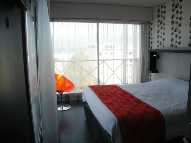 جناح بإطلالة على البحر بشرفة، Hotel Le Nautic Arcachon 1/4