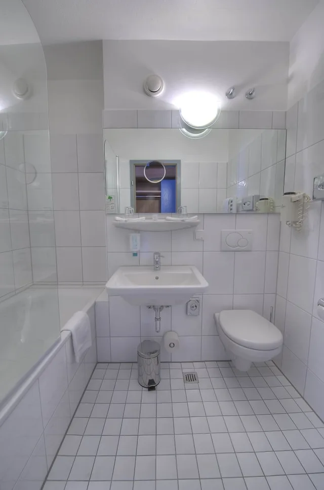 Standard, Single, TOP Hotel Duerer 3/3