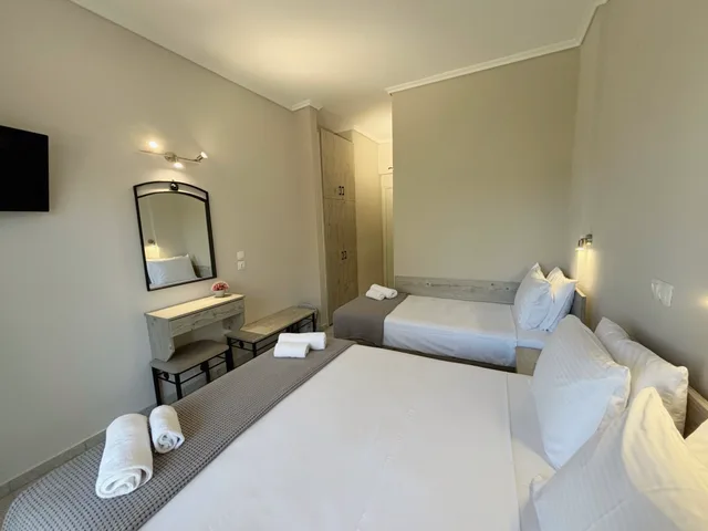 غرفة ثلاثية بإطلالة على البحر، Samel Hotel 4/9
