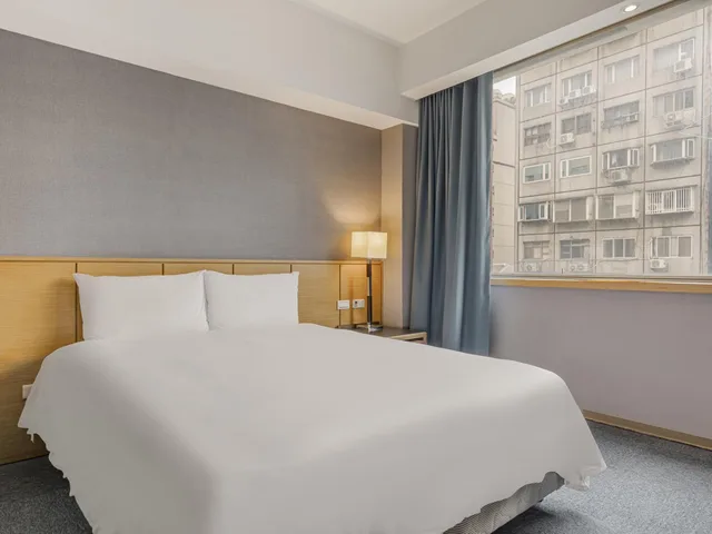 غرفة ديلوكس بسرير كوين، Guide Hotel Taipei Chongqing 2/7