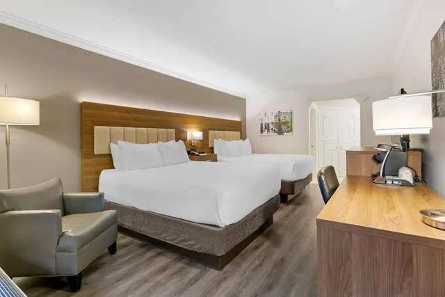 غرفة بسريرين كوين، BEST WESTERN PLUS WESTBANK 3/9