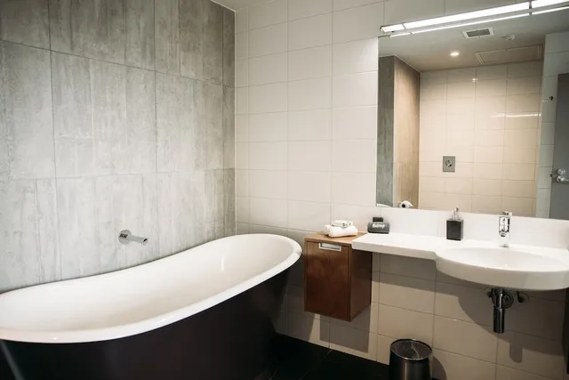 جناح بسرير كينج وسريرين منفصلين، King and Queen Hotel Suites 3/3