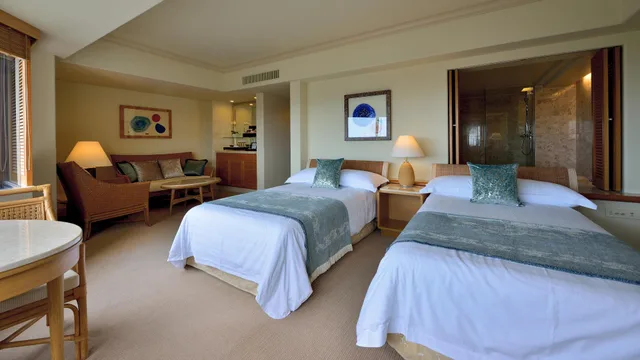Semi Room, Hollywood, Executive, Suite, 2 Semi Double Beds, City View, Club Floor، The Naha Terrace 1/1